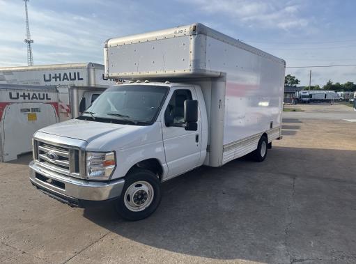 Used 2009 17 ' Box Truck for sale
