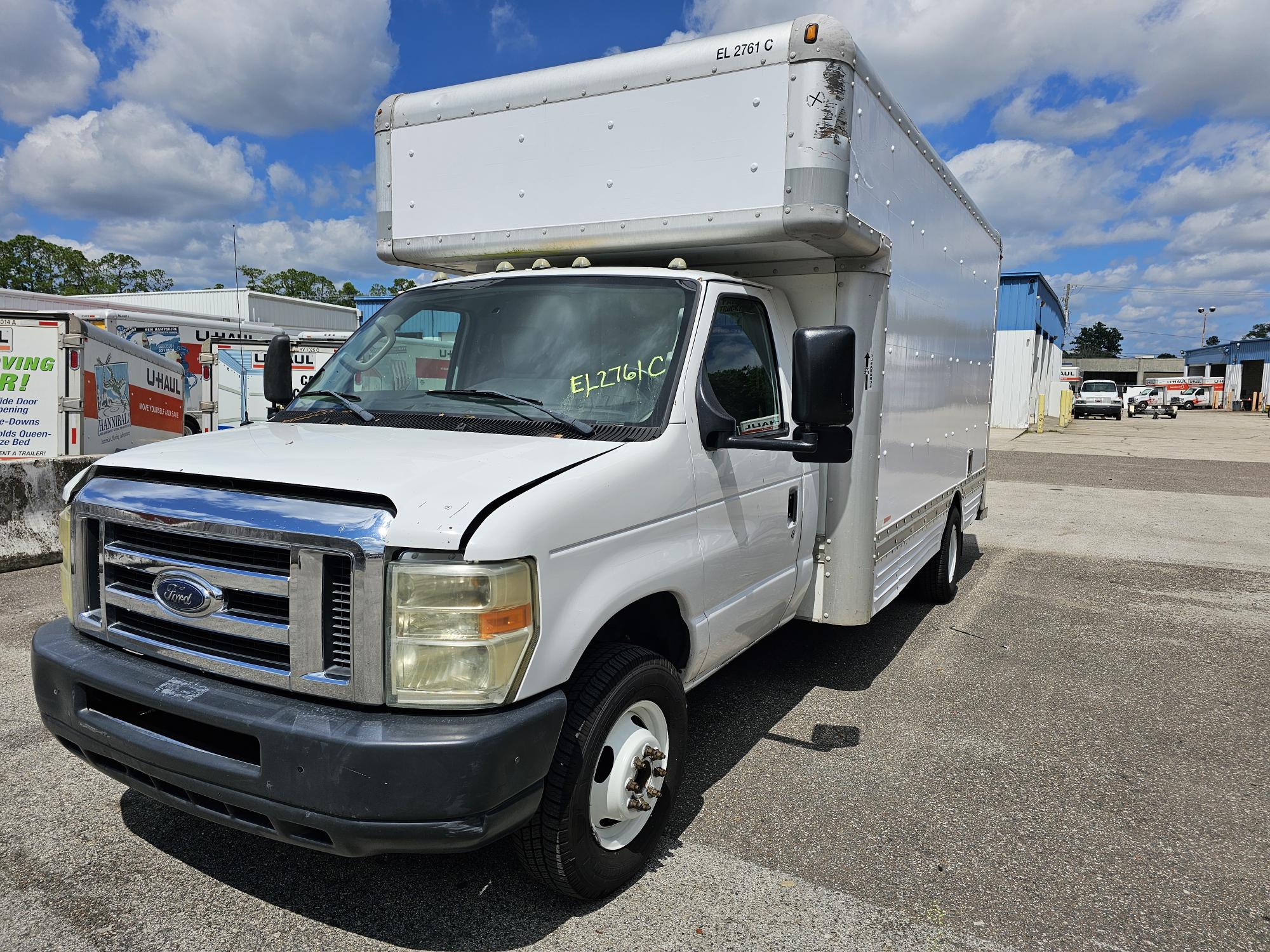 Used 2009 17 ' Box Truck for sale