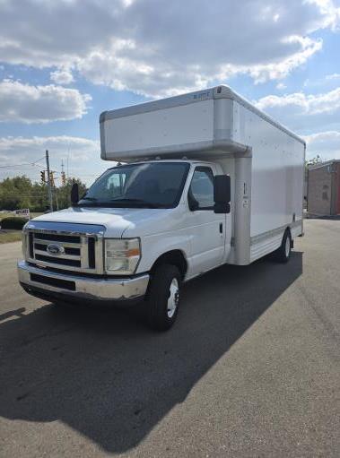 Used 2009 17 ' Box Truck for sale