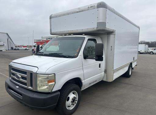 Used 2009 17 ' Box Truck for sale