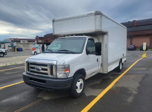Used 2009 17 ' Box Truck for sale