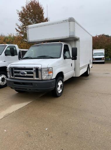 Used 2009 17 ' Box Truck for sale