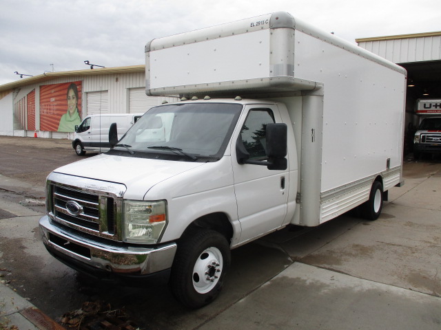 Used 2009 17 ' Box Truck for sale