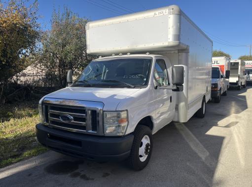 Used 2009 17 ' Box Truck for sale