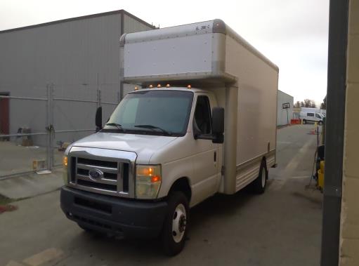 Used 2009 17 ' Box Truck for sale