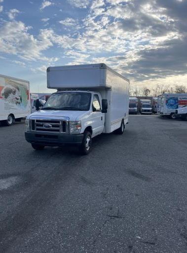Used 2009 17 ' Box Truck for sale