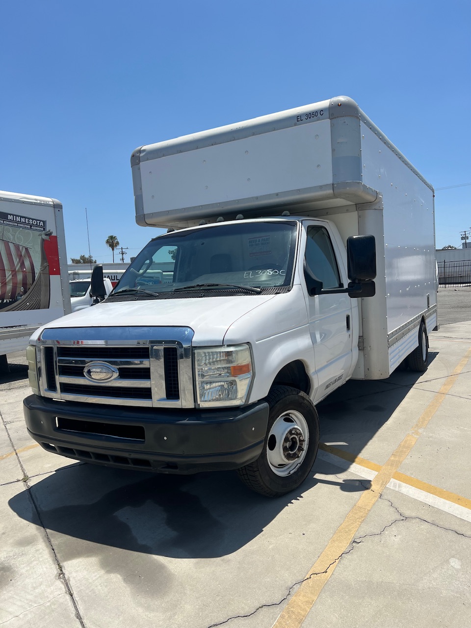 Used 2009 17 ' Box Truck for sale