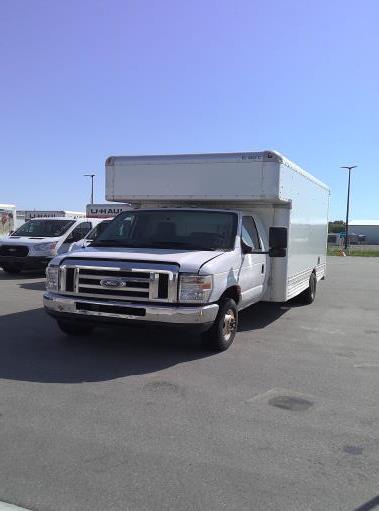 Used 2009 17 ' Box Truck for sale
