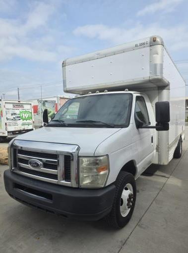 Used 2009 17 ' Box Truck for sale