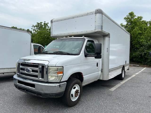 Used 2009 17 ' Box Truck for sale