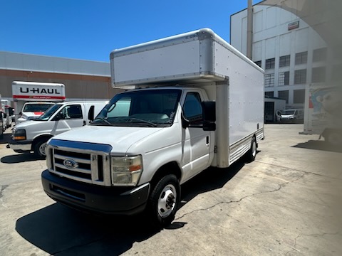 Used 2009 17 ' Box Truck for sale