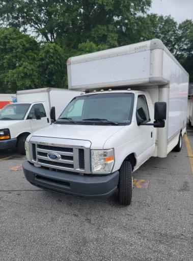 Used 2009 17 ' Box Truck for sale