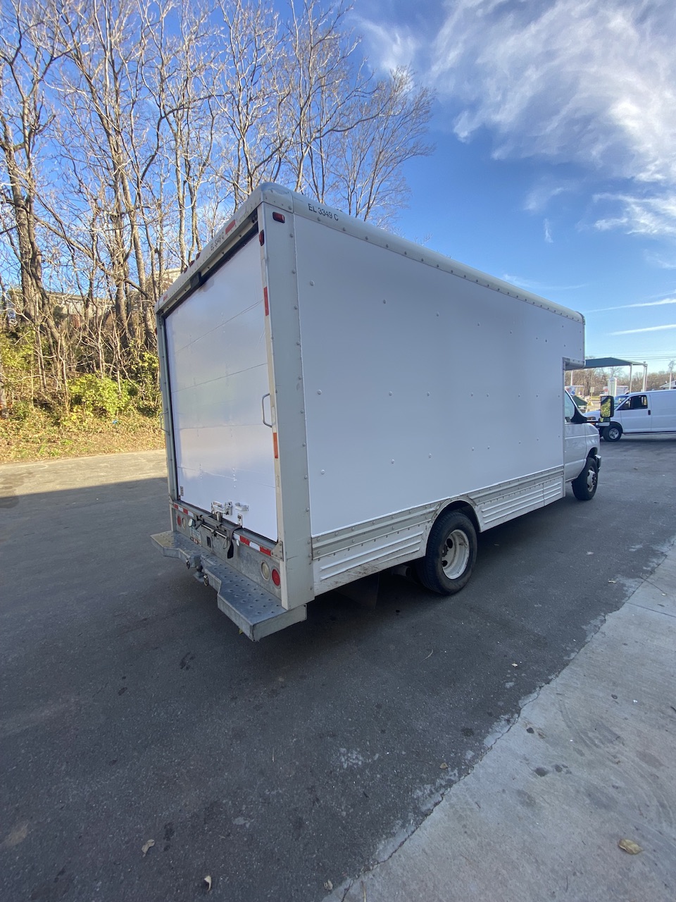 2009 17' Box Truck for Sale in Kansas City, KS 66102 UHaul Truck Sales