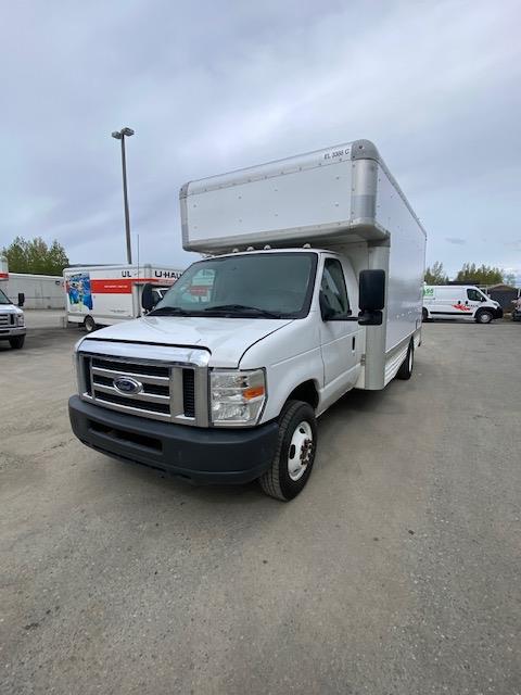Used 2009 17 ' Box Truck for sale