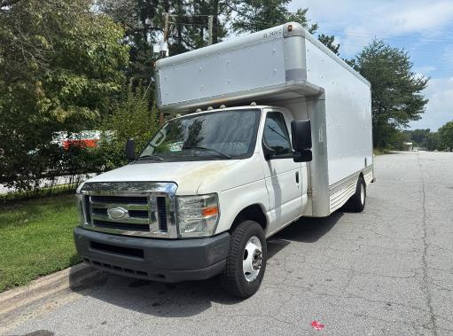 Used 2009 17 ' Box Truck for sale