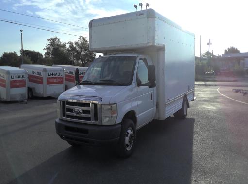 Used 2009 17 ' Box Truck for sale