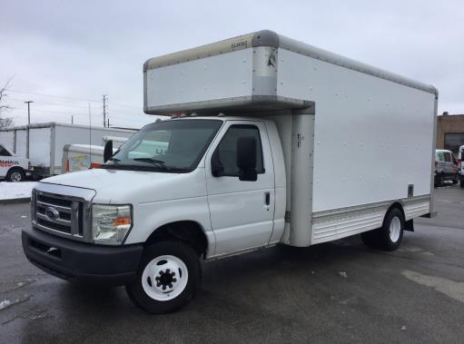 Used 2009 17 ' Box Truck for sale