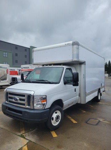 Used 2009 17 ' Box Truck for sale