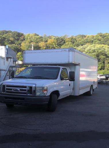 Used 2009 17 ' Box Truck for sale