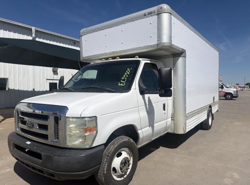 Used 2009 17 ' Box Truck for sale