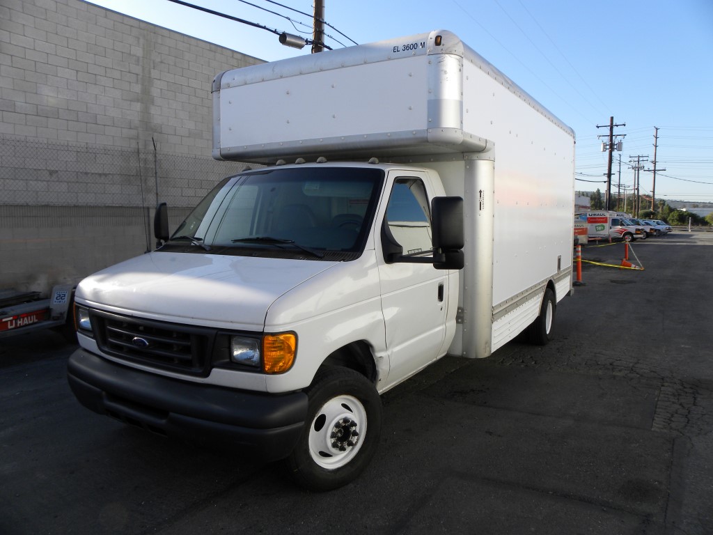 UHaul Box Trucks for Sale in City Of Industry, CA at UHaul Trk Sls E Los Angeles