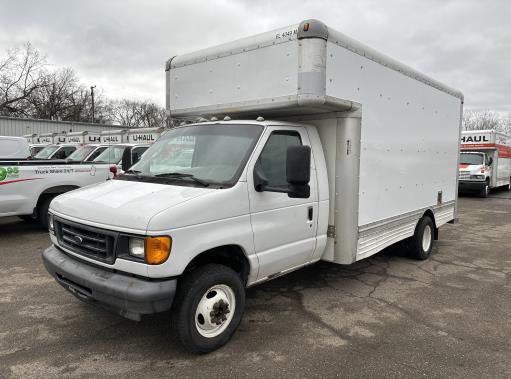 Used 2007 17 ' Box Truck for sale