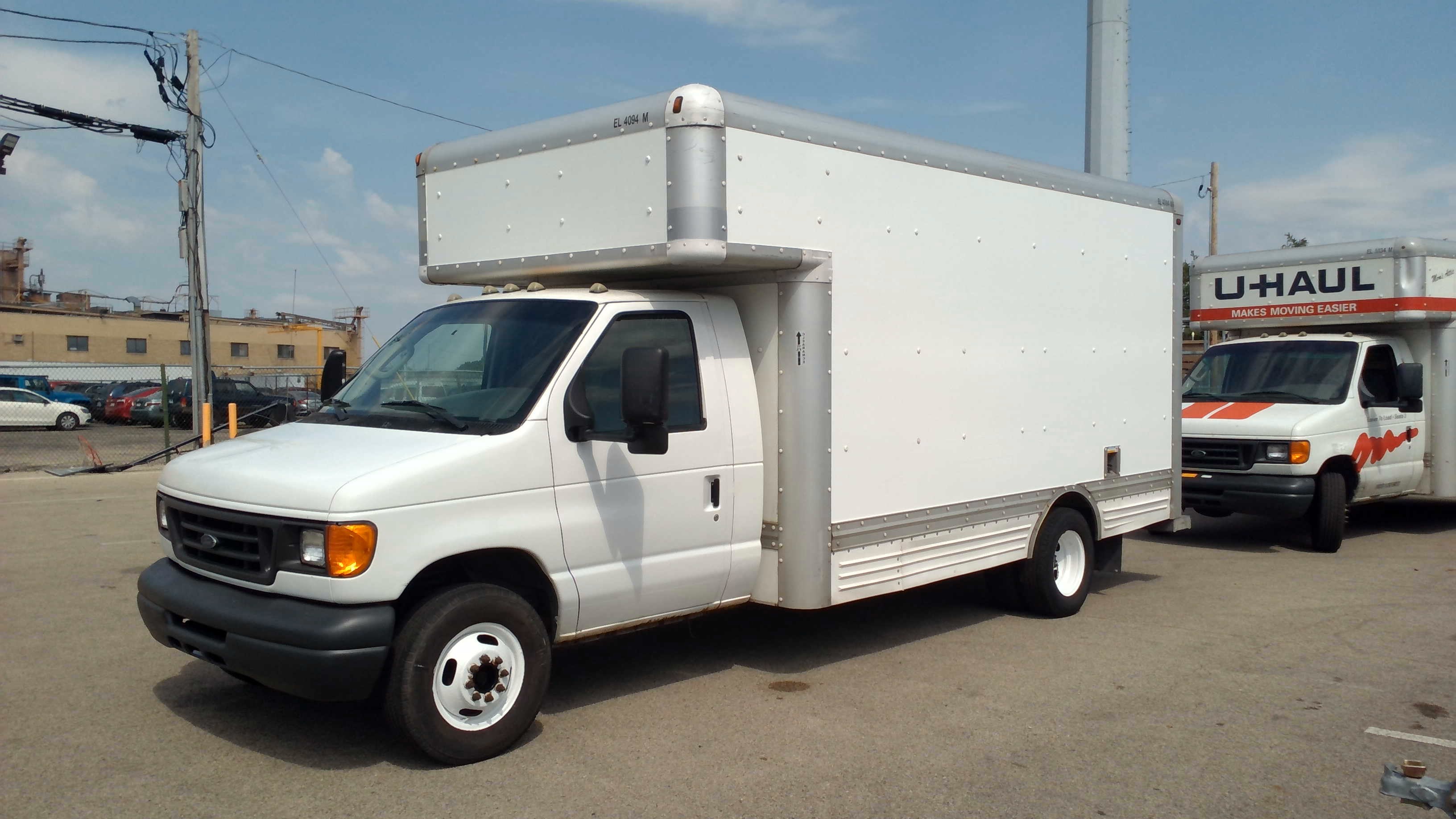 2007 17' Box Truck for Sale in Chicago, IL 60639 | U-Haul