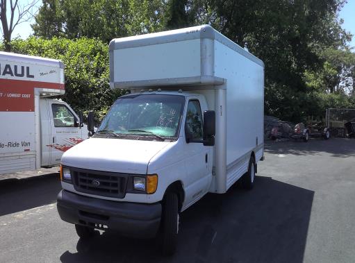 Used 2007 17 ' Box Truck for sale