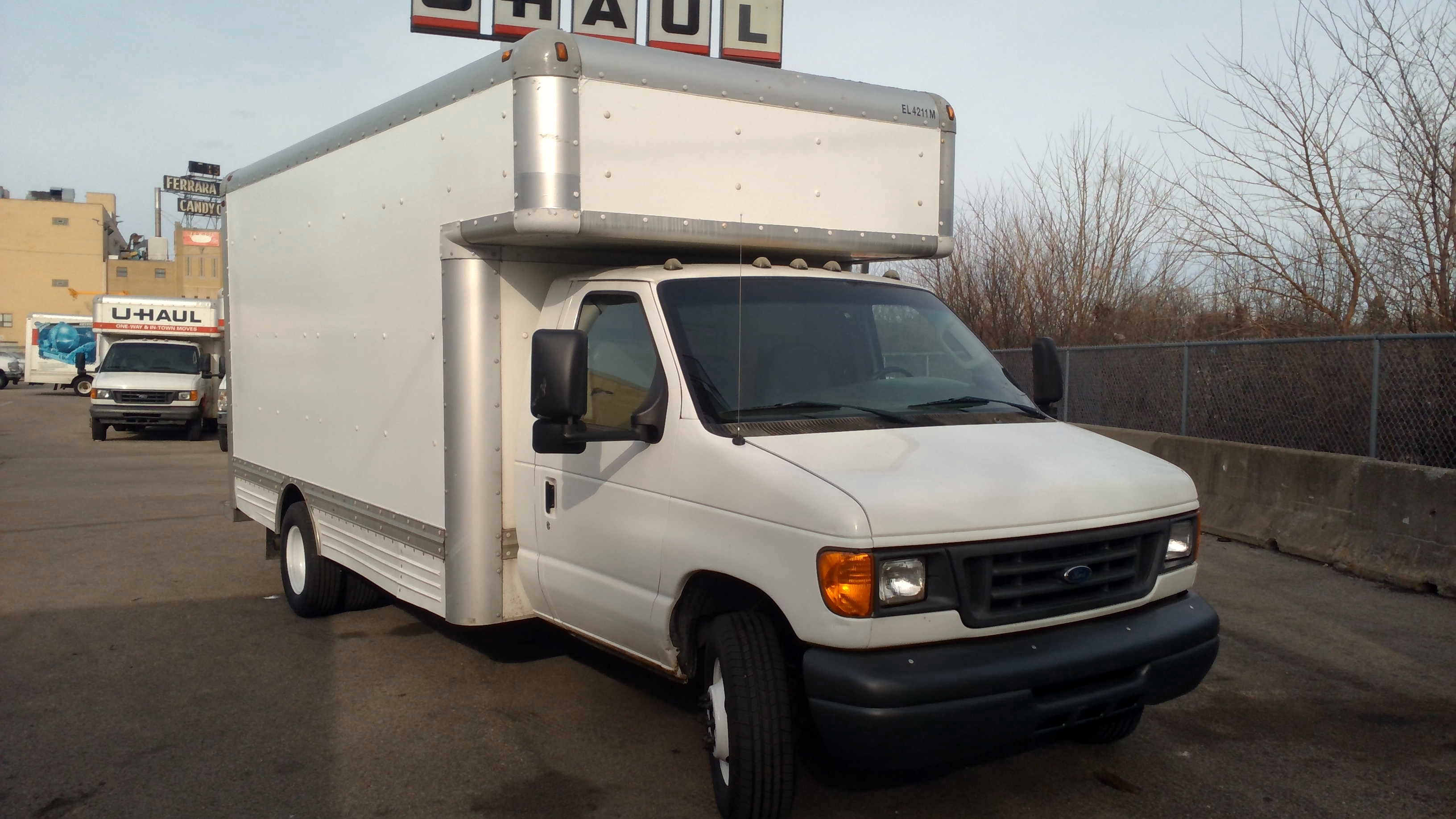 UHaul Box Trucks for Sale in Chicago, IL at UHaul Moving & Storage