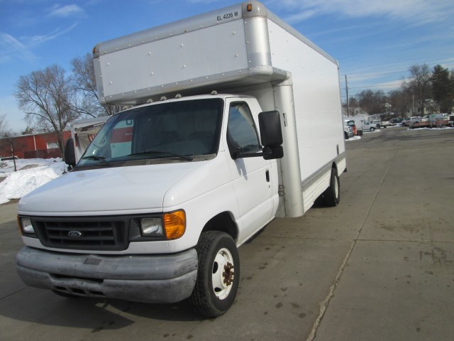 U Haul Box Trucks For Sale In Lowell Ma At U Haul Of Lowell