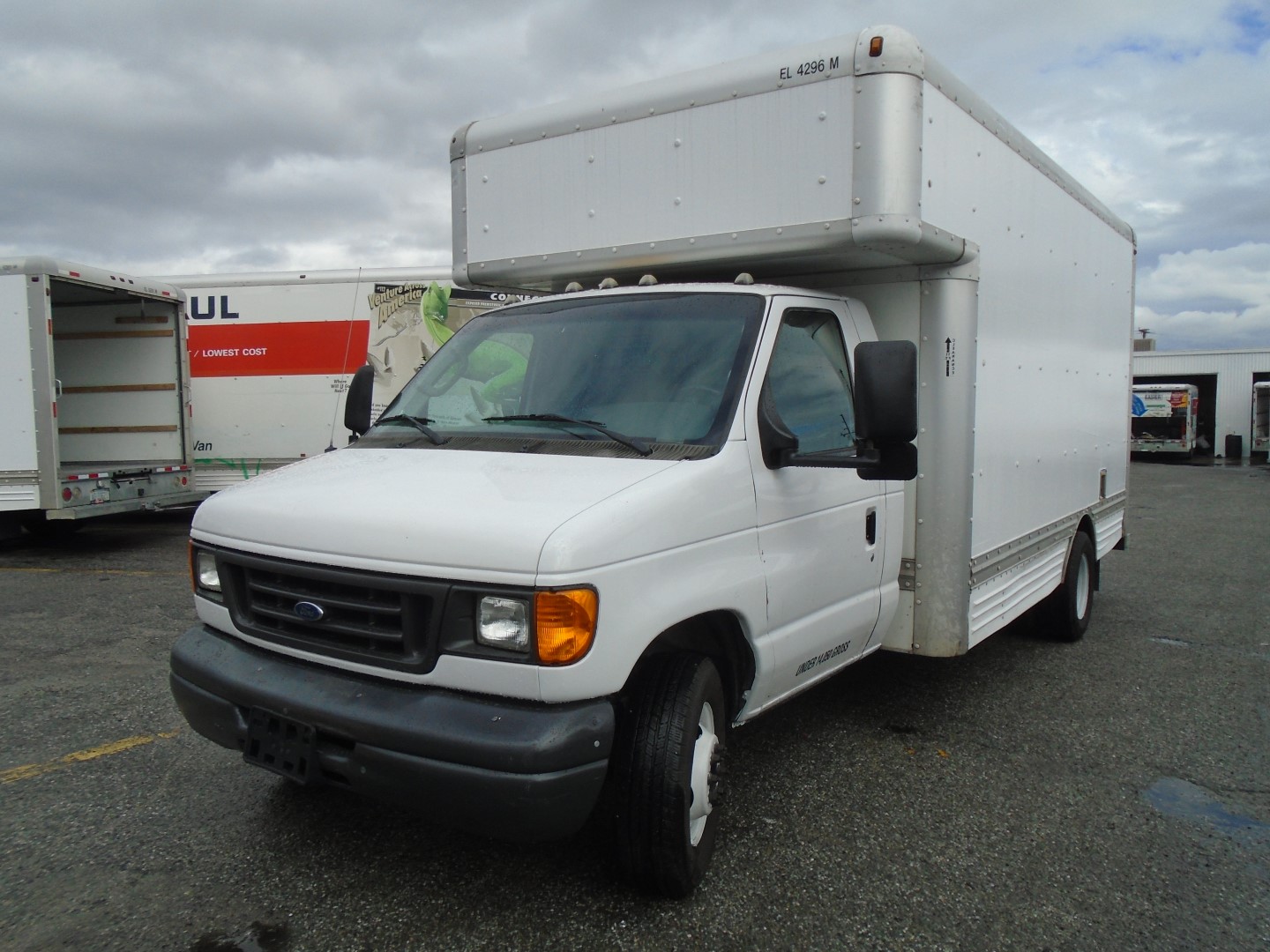 UHaul Box Trucks for Sale in Fontana, CA at UHaul Truck Sales of Fontana
