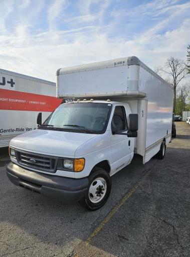Used 2007 17 ' Box Truck for sale