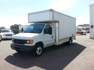 2007 International 4200 Box Truck For Sale Sanford Fl 4426 Mylittlesalesman Com
