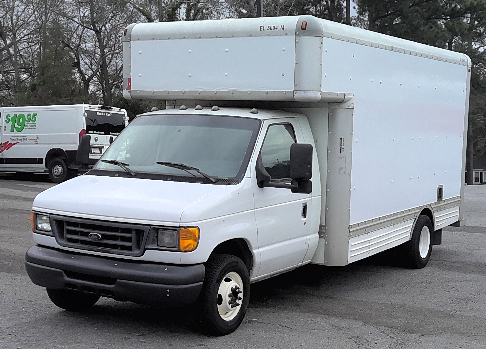 Used 2007 17 ' Box Truck for sale