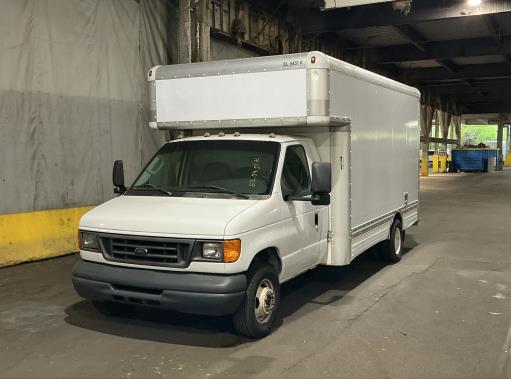 Used 2006 17 ' Box Truck for sale