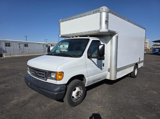 Used 2007 17 ' Box Truck for sale