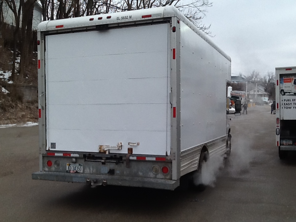 2007 17' Box Truck for Sale in Kansas City, KS 66102 UHaul