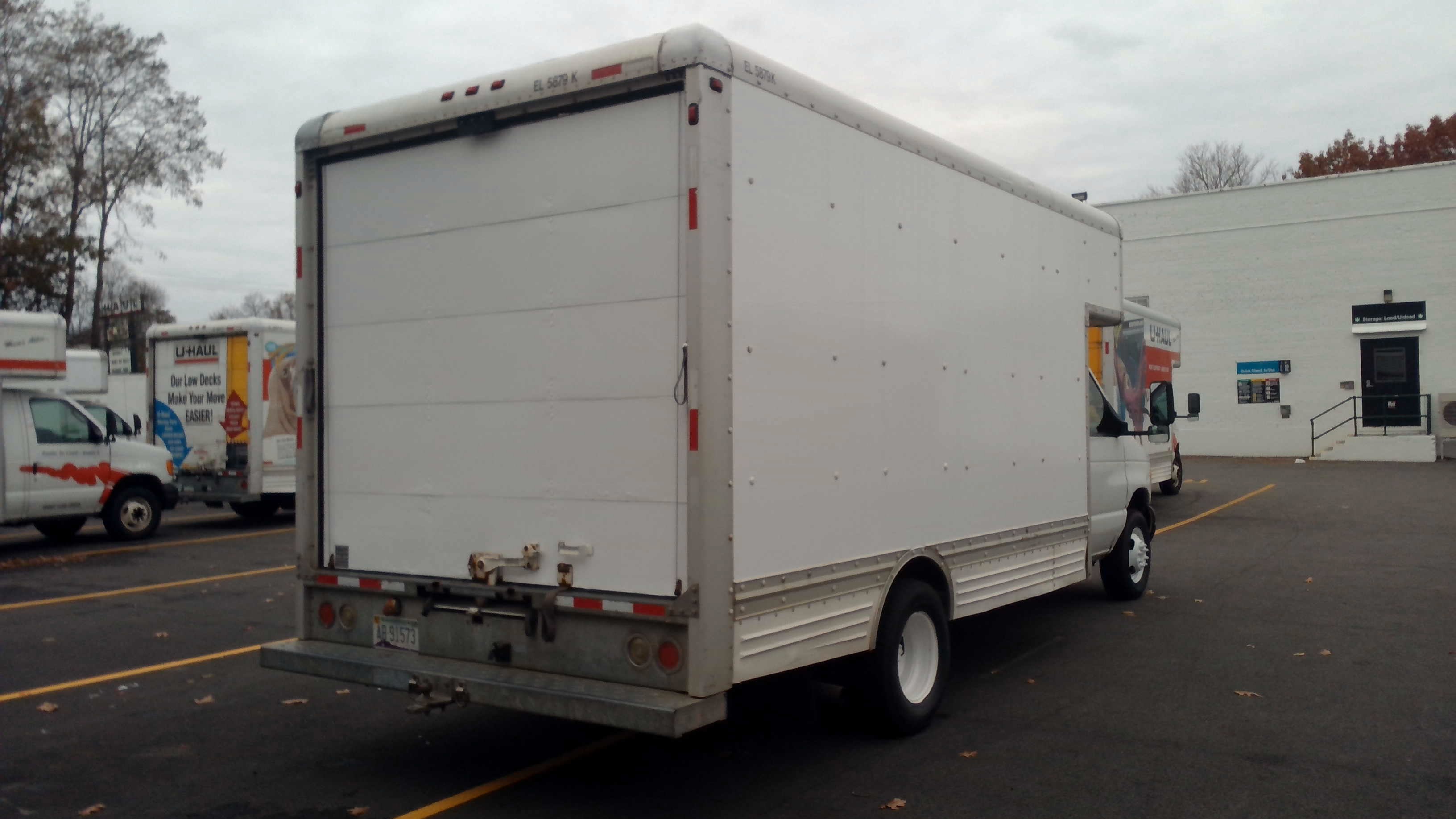 2006 17' Box Truck for Sale in Hyannis, MA 02601 | U-Haul Truck Sales