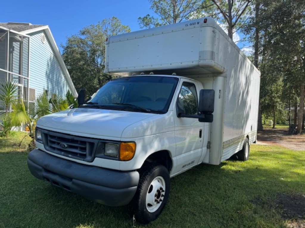 Used 2007 17 ' Box Truck for sale