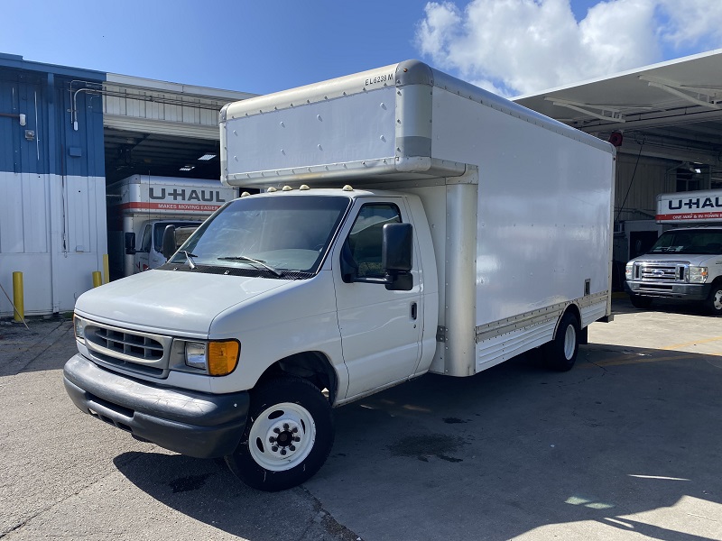 Used 2007 17 ' Box Truck for sale