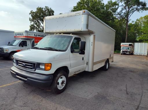Used 2007 17 ' Box Truck for sale