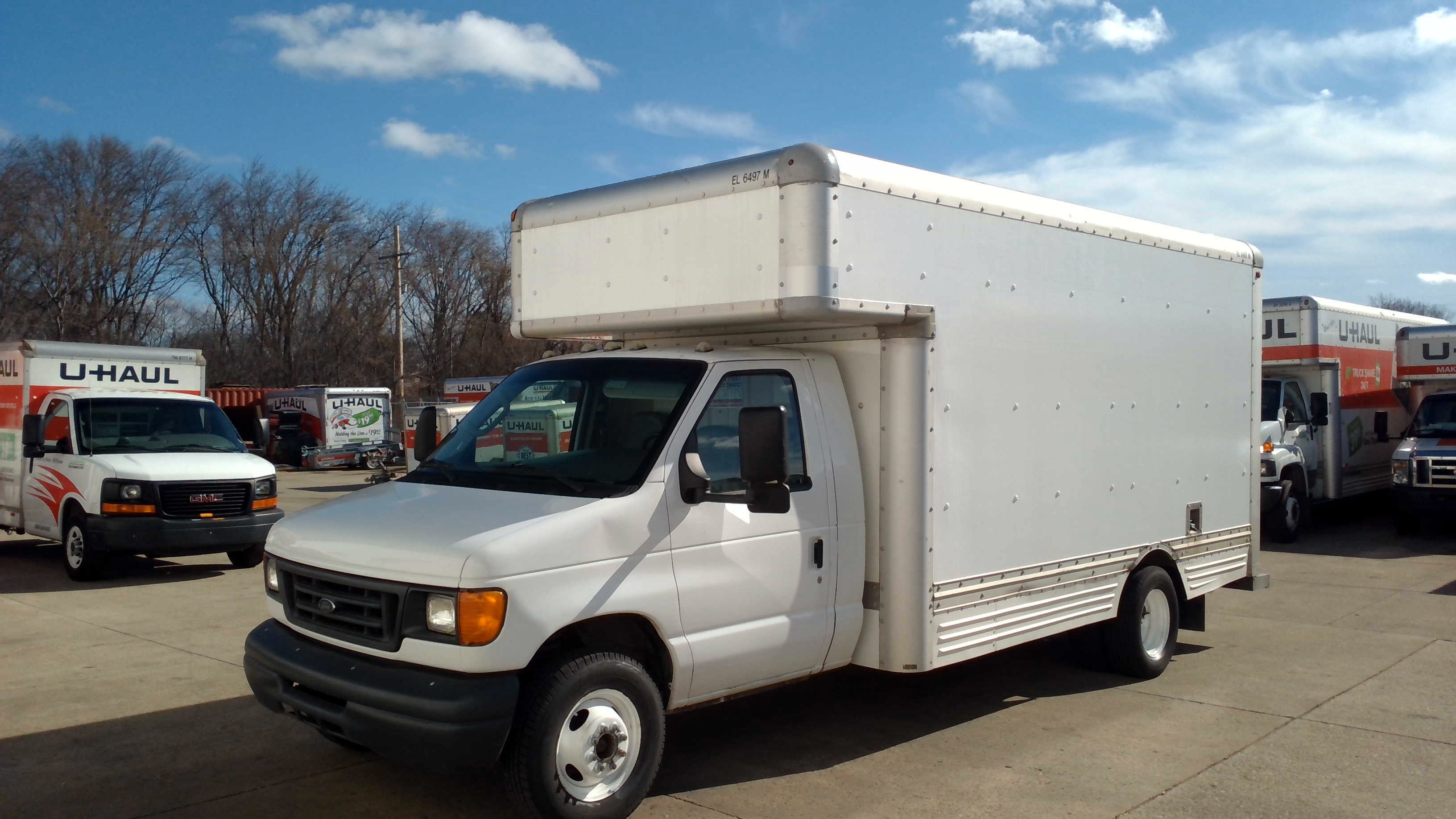 UHaul Box Trucks for Sale in Chicago, IL at UHaul Moving & Storage