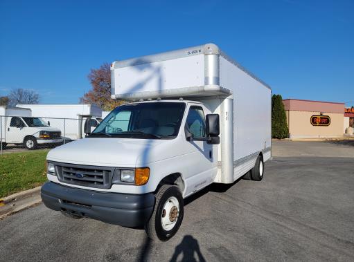 Used 2007 17 ' Box Truck for sale