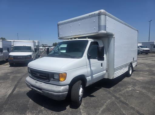Used 2007 17 ' Box Truck for sale