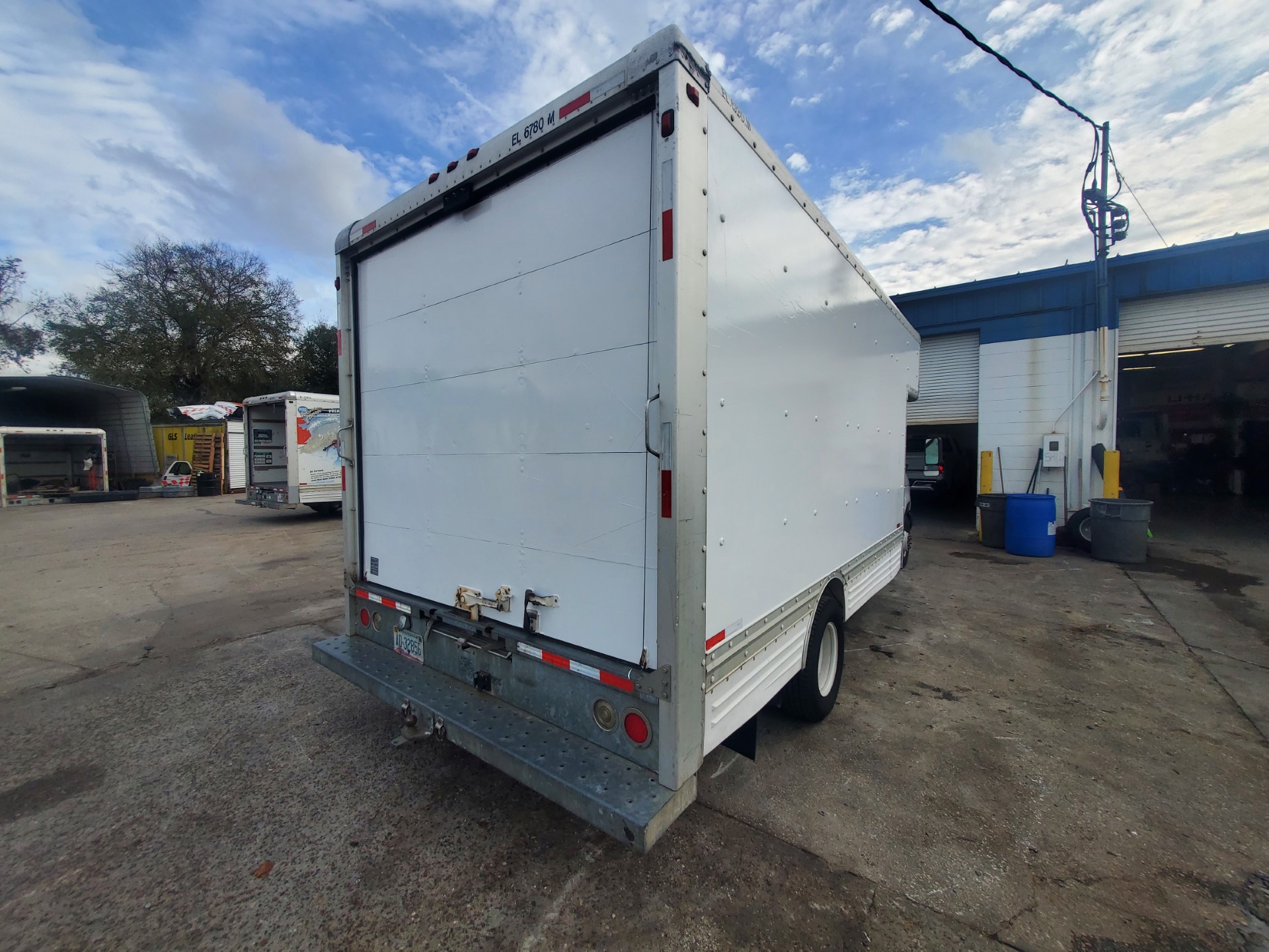 2007 17' Box Truck for Sale in Jacksonville, FL 32244 UHaul Truck Sales