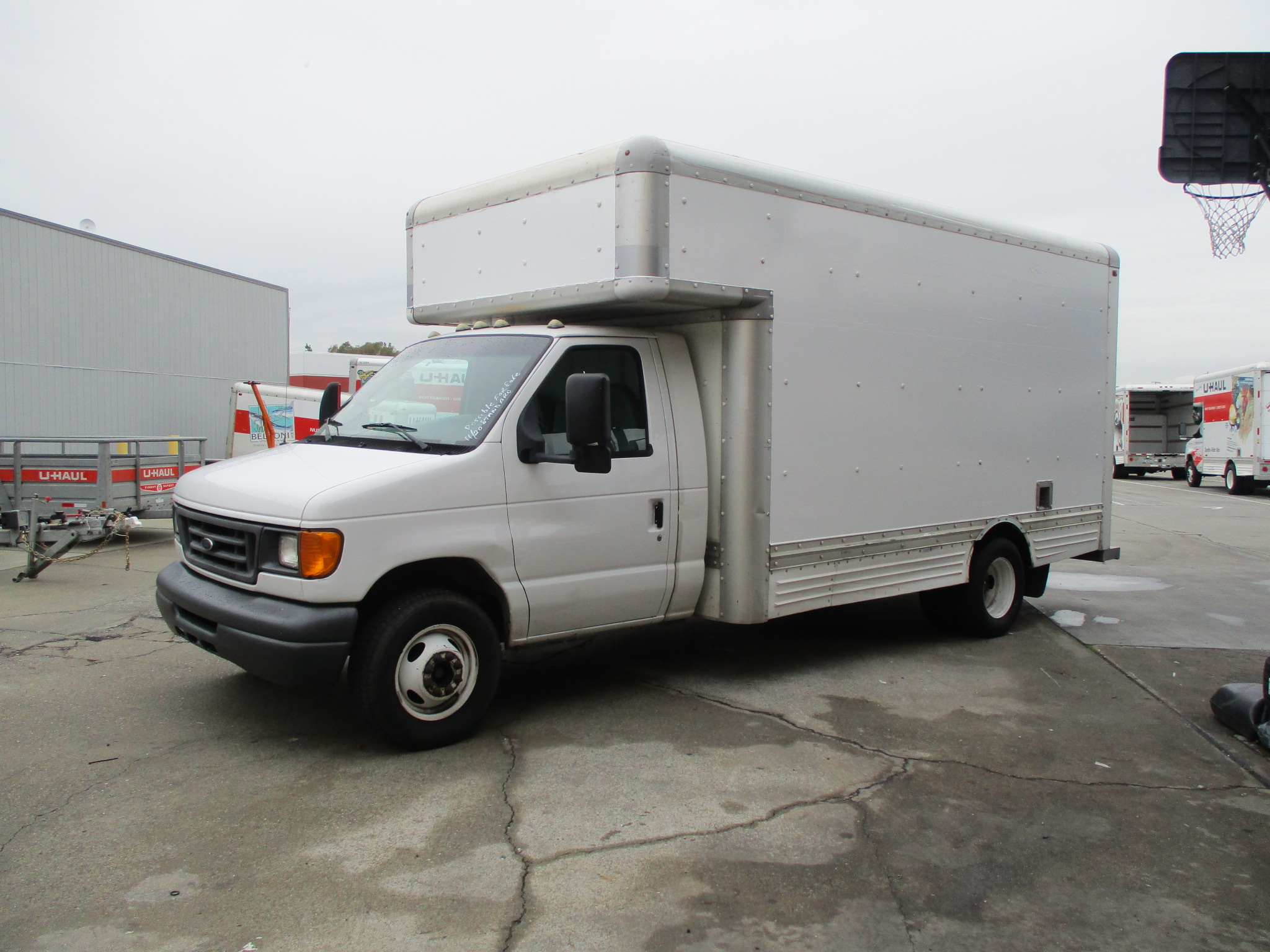 2006 17' Box Truck for Sale in Fremont, CA 94538 | U-Haul