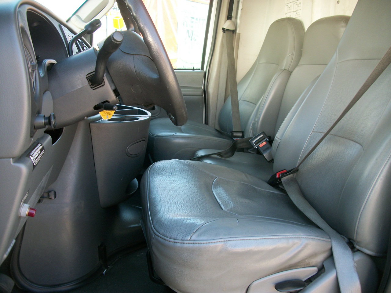 2006 17' Box Truck for Sale in Temecula, CA 92590 UHaul