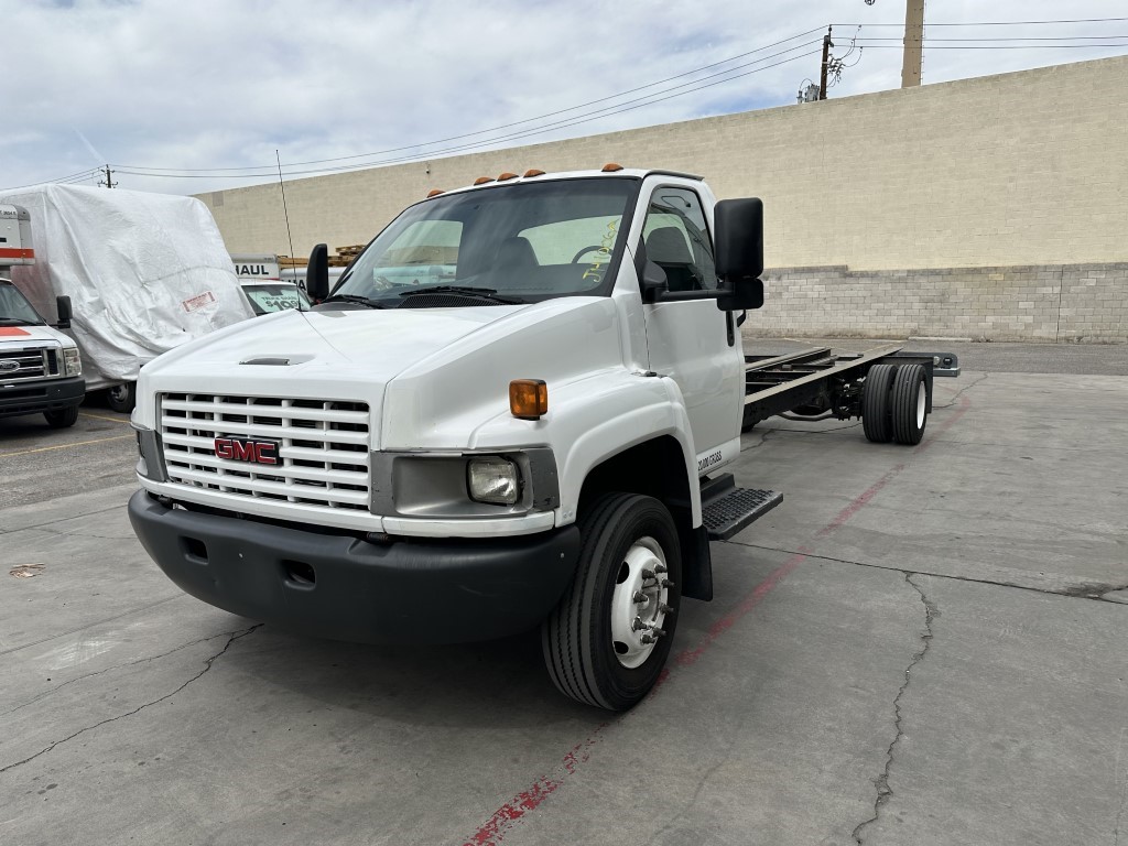 Used 2007 26 ' Cab and Chassis for sale