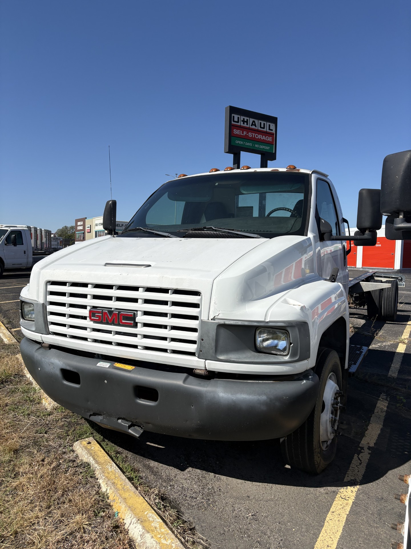 Used 2006 26 ' Cab and Chassis for sale