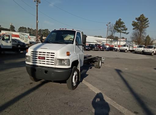 Used 2008 26 ' Cab and Chassis for sale